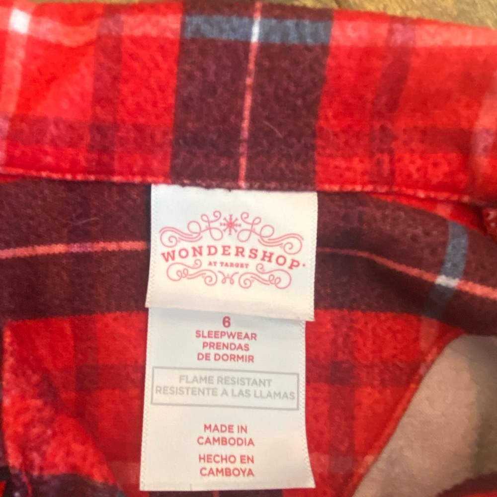 Girls PJs size 6 - Picture 4 of 4